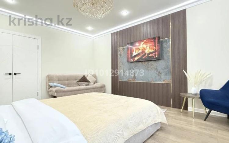 1-бөлмелі пәтер · 42 м², Орынбор 12, бағасы: 3 500 ₸ в Астане — фото 2