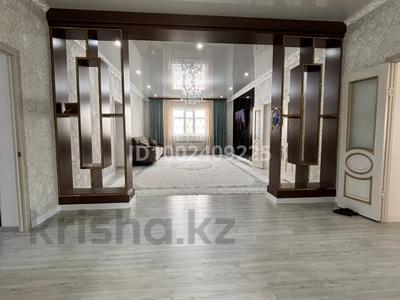 Отдельный дом · 5 комнат · 200 м² · 5 сот., мкр. Зачаганск пгт, Ә. Ермеков 13 за 55 млн ₸ в Уральске