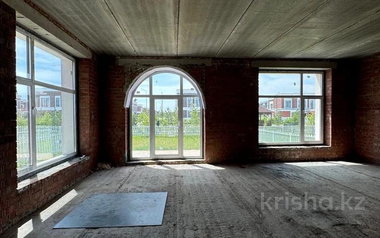 Часть дома · 5 комнат · 171.4 м² · 3.5 сот., Тесла 5 за 127 млн 〒 в Астане, Есильский р-н — фото 2