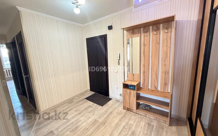 2-комнатная квартира · 57.5 м² · 1/6 этаж, Алтынсарина 216 — 8-ая школа за 24 млн 〒 в Петропавловске — фото 82