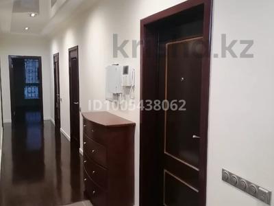 3-комнатная квартира · 135 м² · 7/7 этаж, мкр Мирас, Мкр. Мирас 157 за 124.9 млн ₸ в Алматы, Бостандыкский р-н