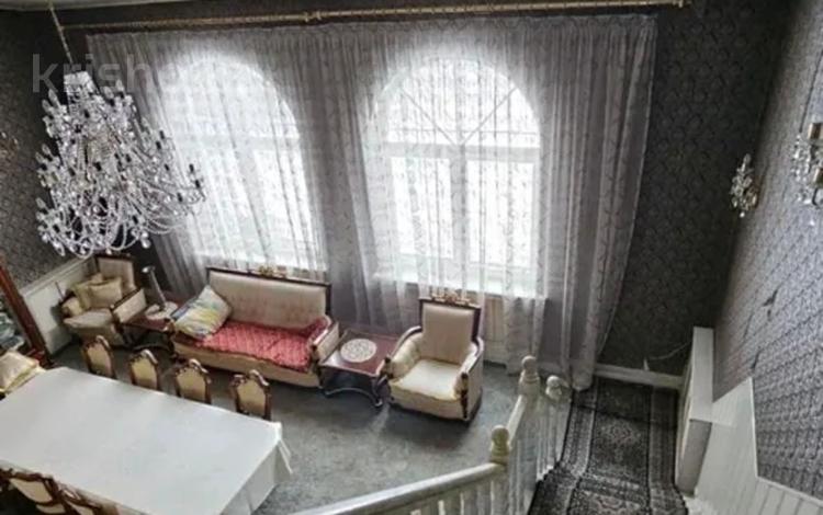 Отдельный дом • 5 комнат • 328 м² • 6 сот., мкр Таусамалы — Жандосова за 55 млн 〒 в Алматы, Наурызбайский р-н — фото 16