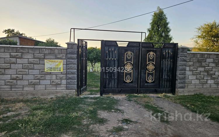 Отдельный дом · 2 комнаты · 136 м² · 16.49 сот., А.Асанулы 6 — Райгаз 39 школа за 18 млн ₸ в Мерке — фото 2