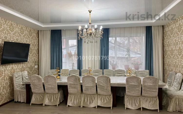 Жеке үй · 5 бөлме · 200 м², Ескалиева 165 — Типография, бағасы: 50 000 〒 в Уральске — фото 2