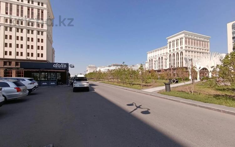 Участок · 2 сотки, Бокейхана 18 — Триумфальная арка за 100 млн ₸ в Астане, Есильский р-н — фото 3