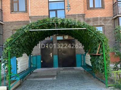 3-комнатная квартира · 68 м² · 2/5 этаж, Сол Жағалау 19 за 27 млн ₸ в 