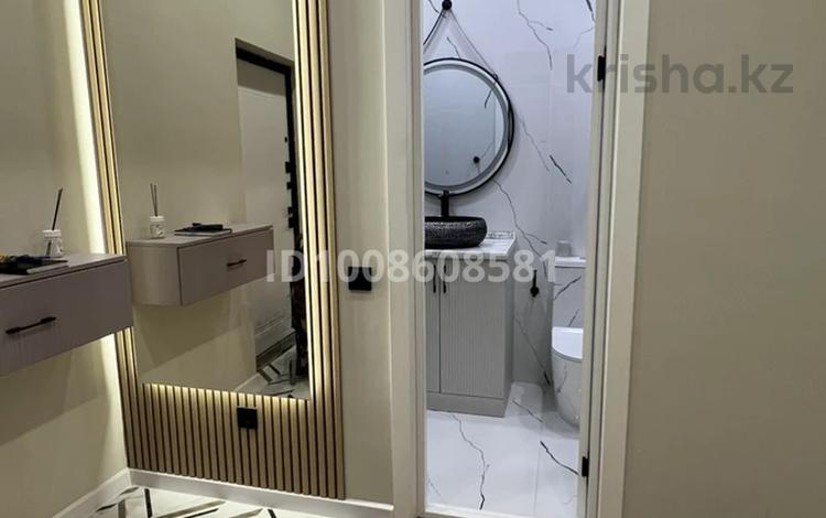 2-бөлмелі пәтер · 70 м² · 7/12 қабат, 17-ш/а. 114, бағасы: 29 млн ₸ в Актау, 17-й мкр — фото 3