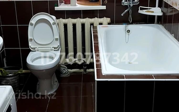 Отдельный дом · 6 комнат · 200 м² · 10 сот., мкр СМП 136, Тауекелхан. 13 за 35 млн ₸ в Атырау — фото 9