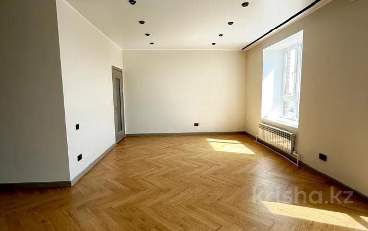 1-комнатная квартира · 56.5 м² · 9/9 этаж, Санкибай батыра за 20.5 млн ₸ в Актобе — фото 2