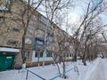 3-комнатная квартира, 48 м², 3/5 этаж помесячно, мкр Юго-Восток, Карбышева 10/2 — Район №16 школы за 80 000 〒 в Караганде, Казыбек би р-н — фото 21