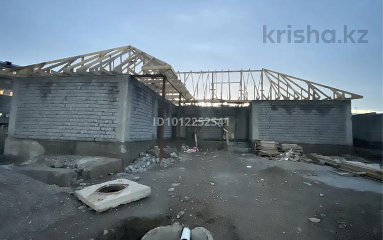Отдельный дом · 5 комнат · 200 м² · 10 сот., 5 мкрн 43 за 13.7 млн ₸ в Жанатасе — фото 2