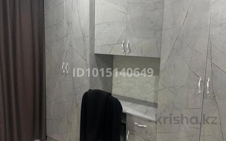 3-бөлмелі пәтер · 70.6 м² · 1/3 қабат, Валиханова 10 А 2, бағасы: 15 млн ₸ в Макинске — фото 2