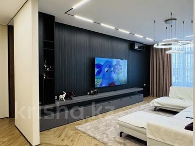 4-бөлмелі пәтер · 150 м² · 5 қабат, Достык 8/3, бағасы: 190 млн ₸ в Астане, Есильский р-н
