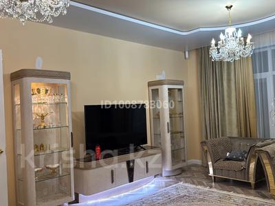 Отдельный дом · 6 комнат · 266 м², Е 887 11 за 3 млн 〒 в Астане, Есильский р-н