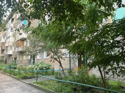 3-комнатная квартира · 67 м² · 1/5 этаж, Казахстан 82/1 за 25 млн ₸ в Усть-Каменогорске, Ульбинский