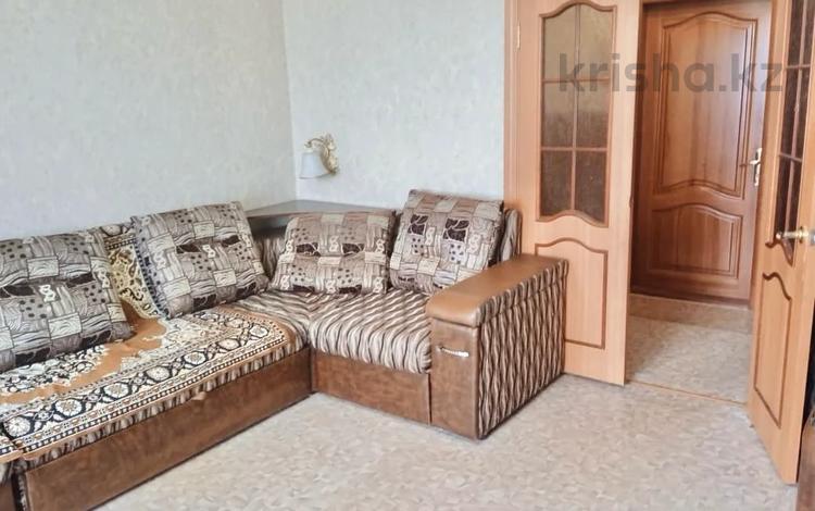 2-комнатная квартира · 54 м² · 10/10 этаж, мкр Юго-Восток, мкр Степной 4 11 за 18.5 млн ₸ в Караганде, Казыбек би р-н — фото 2