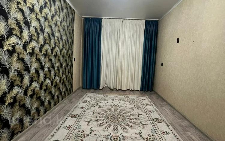 3-комнатная квартира · 49 м² · 4/10 этаж, мкр 11 за 14 млн ₸ в Актобе — фото 5