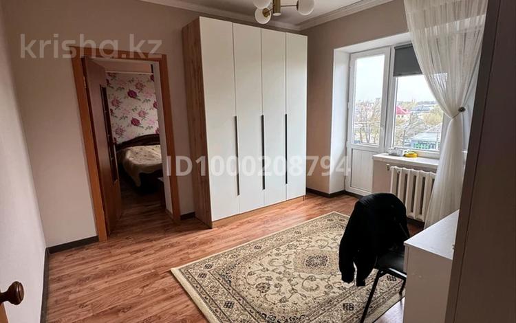 4-комнатная квартира · 72 м² · 5/5 этаж, Конаева 4 — Детская библиотека за 27 млн ₸ в Таразе — фото 2
