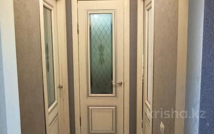 2-бөлмелі пәтер · 44 м² · 1/5 қабат, 15-шағынаудан, бағасы: 10 млн ₸ в Караганде, Алихана Бокейханова р-н — фото 4