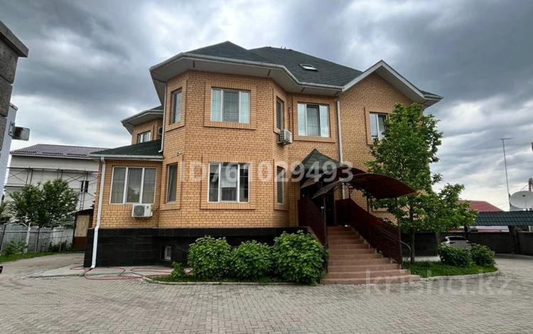 Отдельный дом · 11 комнат · 513.4 м² · помесячно, мкр Баганашыл 24 — Подгорная за 2.8 млн 〒 в Алматы, Бостандыкский р-н — фото 2