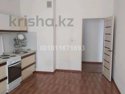 2-комнатная квартира · 76 м² · 14/16 этаж, мкр. Алмагуль, Алмагуль 23 за 20 млн ₸ в Атырау
