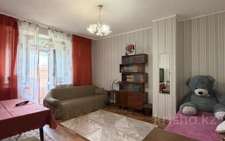 2-комнатная квартира · 60 м² · 4/4 этаж, Агыбай батыра 18 за 120 000 ₸ в Балхаше — фото 2