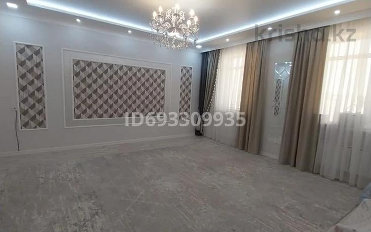 3-комнатная квартира · 86.3 м² · 10/11 этаж, 17-й мкр 99 за 29.5 млн ₸ в Актау — фото 2