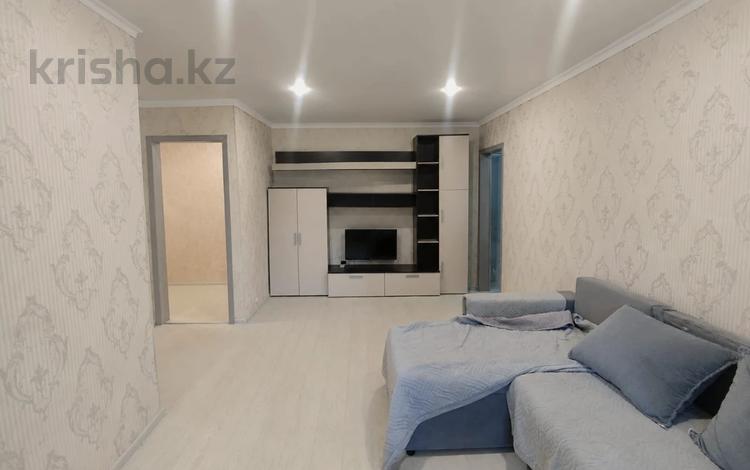 3-комнатная квартира · 55.6 м² · 1/5 этаж, Майкудук, Кузембаева за 15 млн ₸ в Караганде, Алихана Бокейханова р-н — фото 2