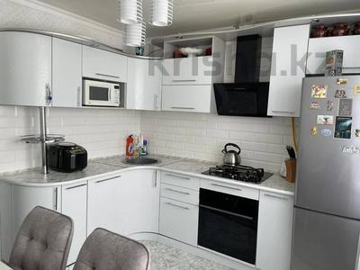 2-комнатная квартира · 64.8 м² · 3/4 этаж, Мкр.Нурай 3 за 28.8 млн 〒 в 