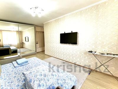 1-бөлмелі пәтер · 33 м² · 4/5 қабат, Толебаева 100 — Шевченко-Толебаева, бағасы: 12 000 〒 в Талдыкоргане