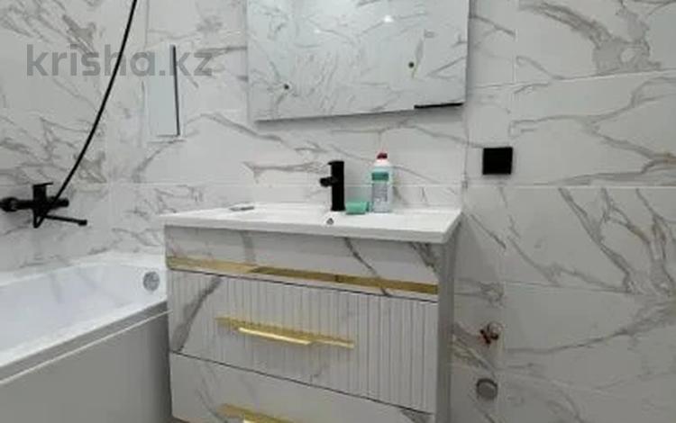 1-бөлмелі пәтер · 52.5 м² · 1/5 қабат, мкр. Алтын орда, мангилик ел, бағасы: 22.5 млн ₸ в Актобе — фото 2