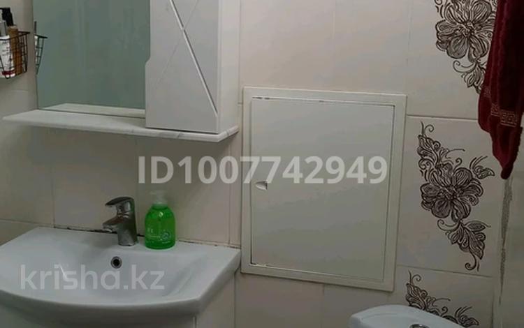 2-бөлмелі пәтер · 40 м² · 4/5 қабат, Ауезова, бағасы: 17 млн ₸ в Атырау, мкр Жилгородок — фото 2