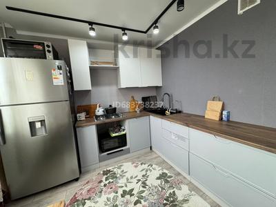 3-комнатная квартира · 70 м² · 6/9 этаж, 10 Микрорайон 4 за 25.3 млн ₸ в Аксае