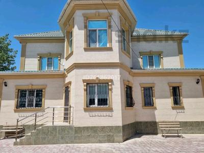 Отдельный дом · 8 комнат · 300 м² · помесячно, Толе би — Абилхайрхан, ГОВД, Мешіт Нур за 1.5 млн 〒 в 