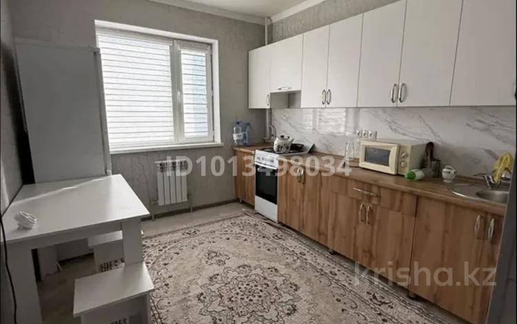 1-комнатная квартира · 44 м² · 1/6 этаж, 24-й мкр, 24-ш/а. 16 за 12.5 млн ₸ в Актау — фото 2