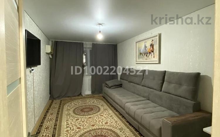 3-бөлмелі пәтер · 74 м² · 4/9 қабат, Микрорайон 3 а 10, бағасы: 18 млн ₸ в Темиртау — фото 2