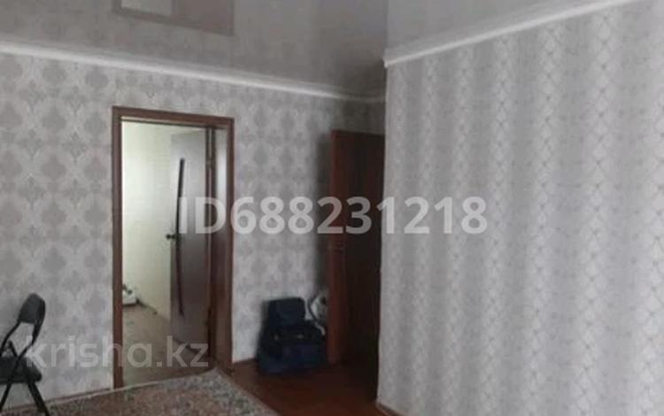 3-комнатная квартира, 57.6 м², 5/5 этаж, 3 14 за 8.5 млн 〒 в Лисаковске — фото 2