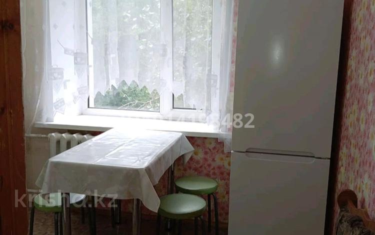 1-комнатная квартира · 39 м² · 2/5 этаж, мкр Кунаева за 130 000 ₸ в Уральске — фото 5