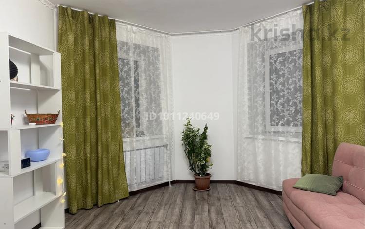 1-бөлмелі пәтер · 38 м² · 8/9 қабат, Юбилейный 6, бағасы: 17.2 млн 〒 в Костанае — фото 2