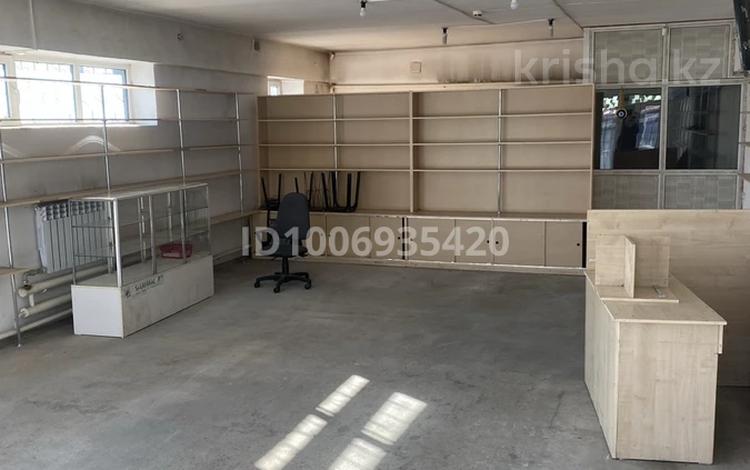 Офисы, магазины и бутики · 65 м² за 200 000 〒 в Талдыкоргане — фото 2