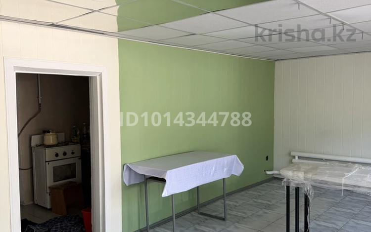 Еркін · 30 м², бағасы: 5 000 ₸ в Уральске, мкр Школьник — фото 2