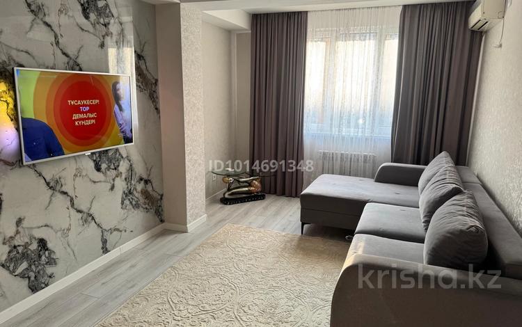 3-комнатная квартира · 81.5 м² · 2/5 этаж, Халиуллина 172/4 за 300 000 ₸ в Алматы, Медеуский р-н — фото 2