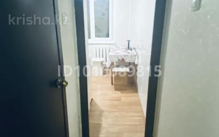 1-комнатная квартира · 37 м² · 5/5 этаж, Кабанбай Батыра 112 — Гастроном Волна за 120 000 ₸ в Усть-Каменогорске — фото 2