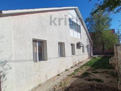 Жеке үй · 7 бөлме · 240 м² · 10 жүзд., мкр Жумыскер, бағасы: 26 млн ₸ в Атырау