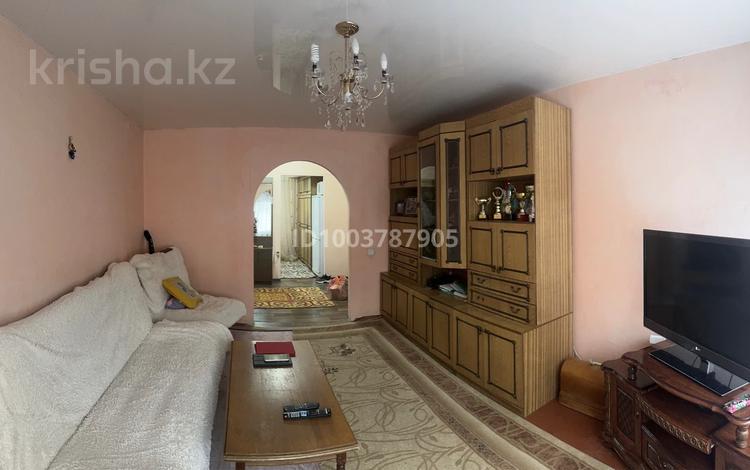 4-комнатная квартира · 72.4 м² · 2/5 этаж, Ульяны Громовой 11 за 9.5 млн ₸ в Алтае — фото 2