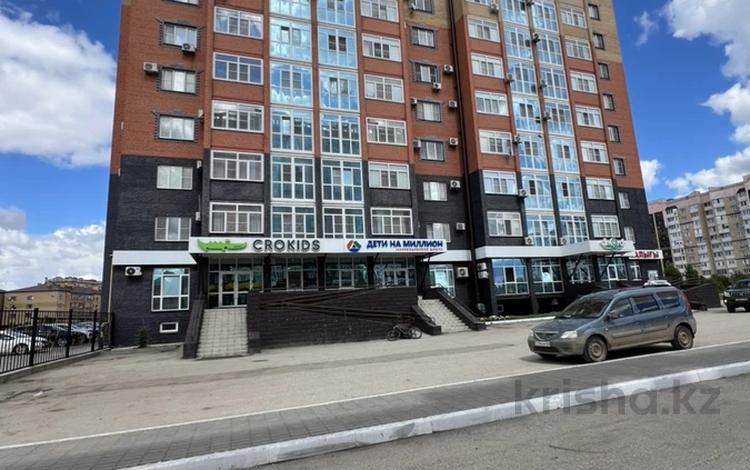 4-бөлмелі пәтер · 141 м² · 4/9 қабат, мкр. Алтын орда, Молдагуловой, бағасы: 64 млн ₸ в Актобе — фото 2
