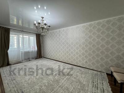 Продажа квартир в Актюбинской обл.: 2-комнатная квартира · 62.7 м² · 7/9 этаж, мкр. Алтын орда, Ораза Татеулы за 21.5 млн 〒 2-комнатная квартира · 62.7 м² · 7/9 этаж, мкр. Алтын орда, Ораза Татеулы за 21.5 млн 〒 в Актобе