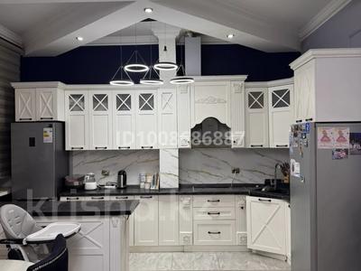4-бөлмелі пәтер · 110 м² · 1 қабат, Ақсай-5 ш/а., Садвакасова 3б, бағасы: 79.8 млн ₸ в Алматы, Ауэзовский р-н