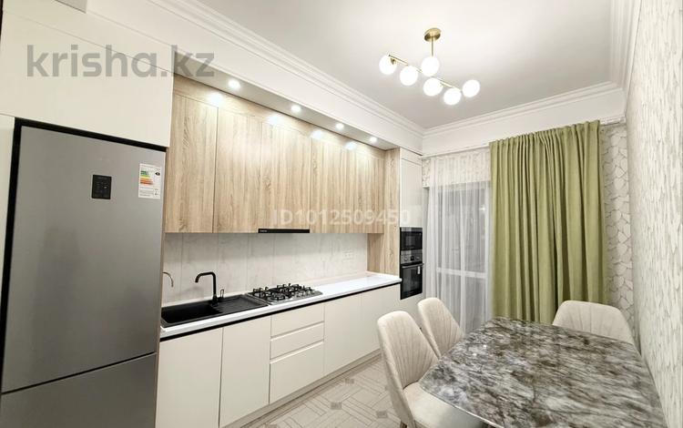 3-бөлмелі пәтер · 120 м² · 2/3 қабат, Ракышева 14, бағасы: 67 млн ₸ в  — фото 2