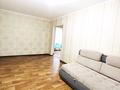 3-комнатная квартира · 65 м² · 1/5 этаж, мкр №5 21а — Абая Утеген батыра за 350 000 ₸ в Алматы, Ауэзовский р-н